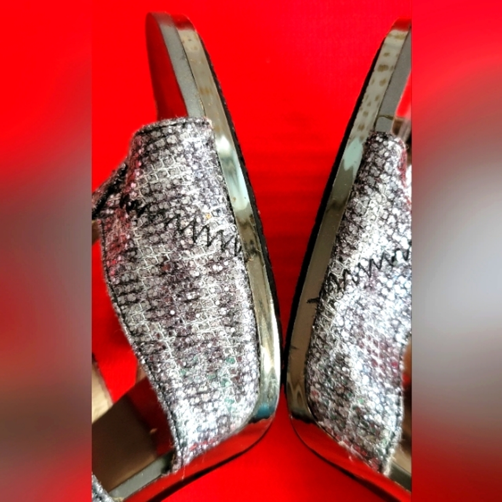 MICHAEL KORS SANDALS - Picture 3 of 14